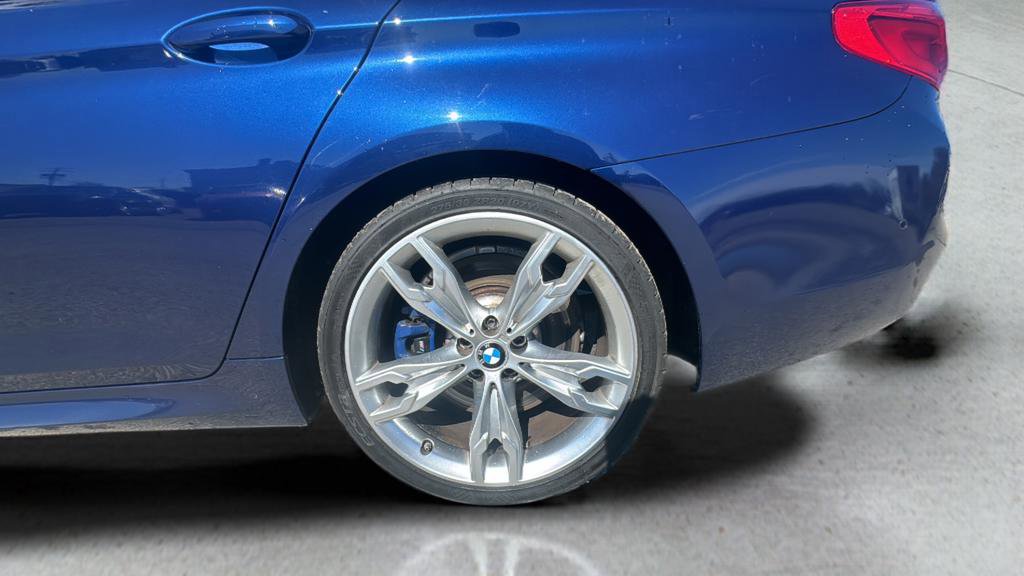 Used 2020 BMW M550i xDrive M550i xDrive image 27