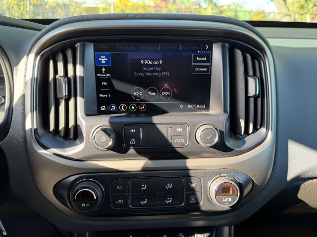Used 2020 Chevrolet Colorado Z71 AWD/4WD image 24