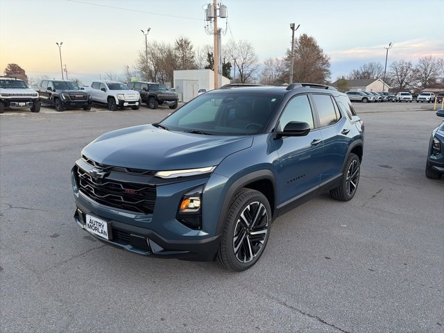 New 2026 Chevrolet Equinox RS w/ LPO, Floor Liner Package image 2