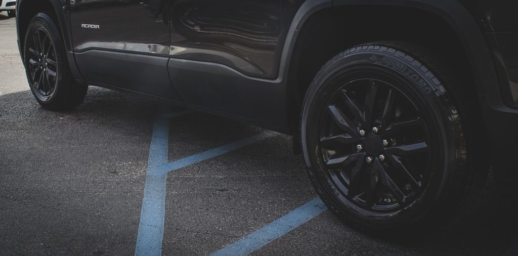 Used 2018 GMC Acadia SLT FWD image 23