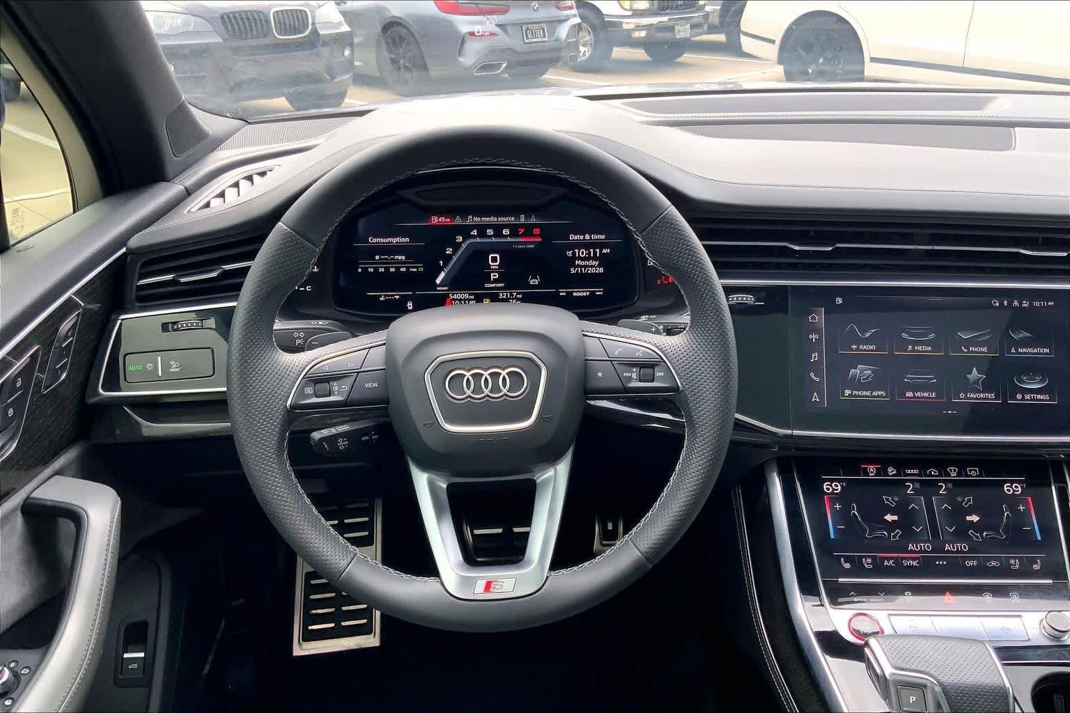 Used 2021 Audi SQ7 Prestige AWD/4WD image 5