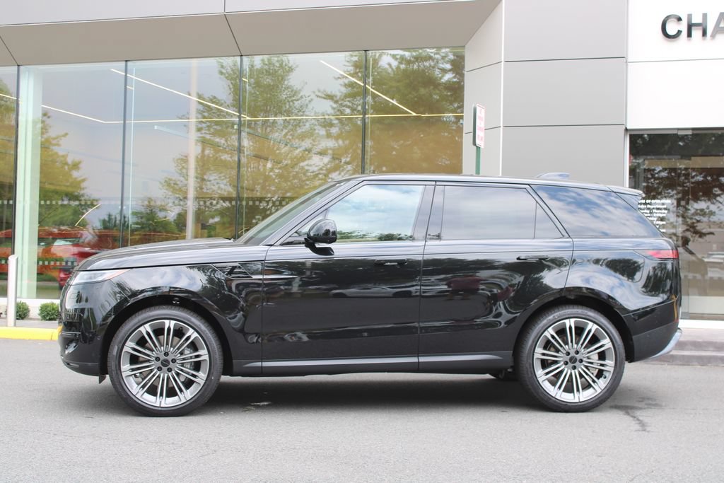 New 2026 Land Rover Range Rover Sport SE AWD/4WD image 6