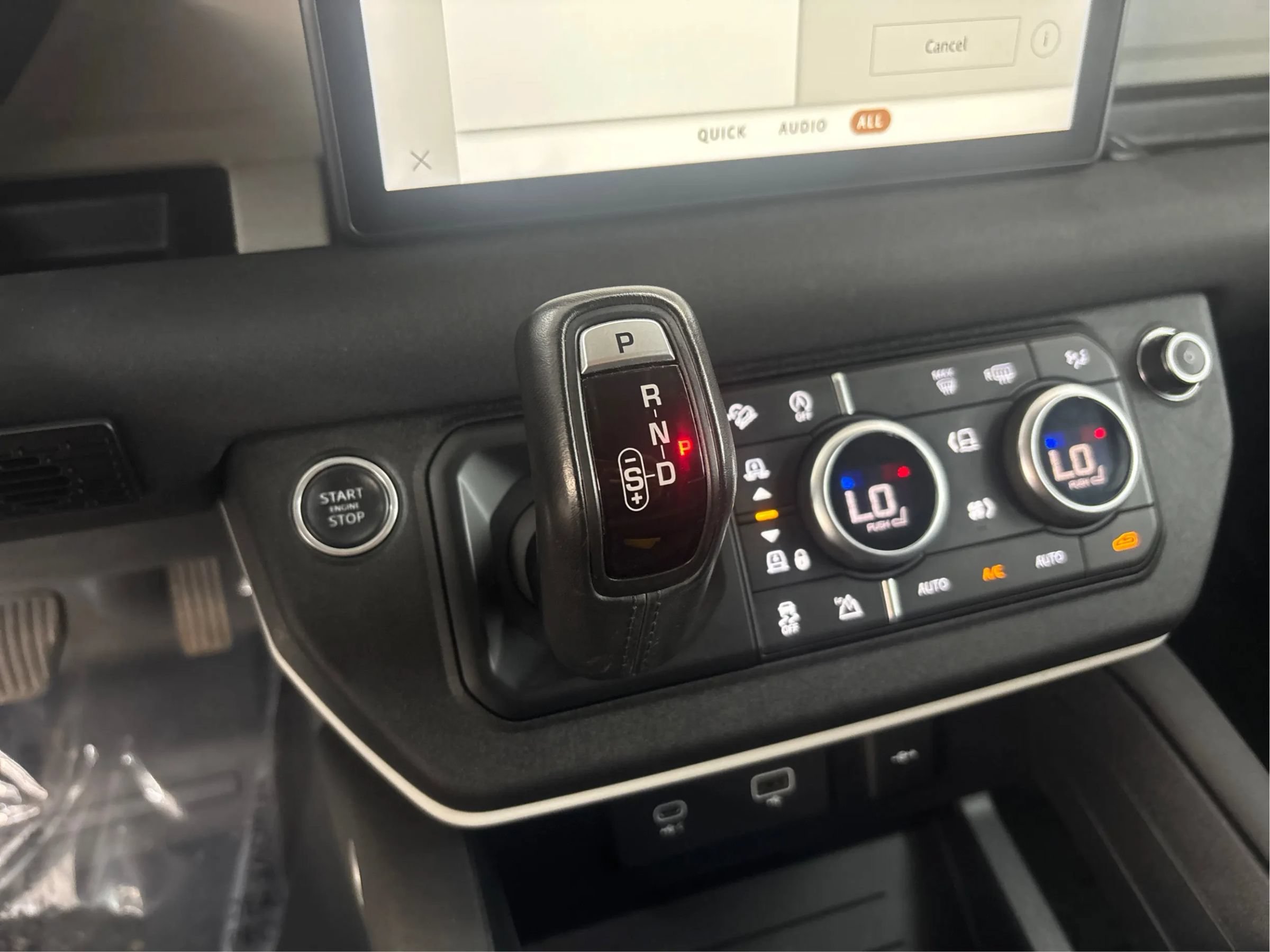 Used 2020 Land Rover Defender 110 AWD/4WD image 44