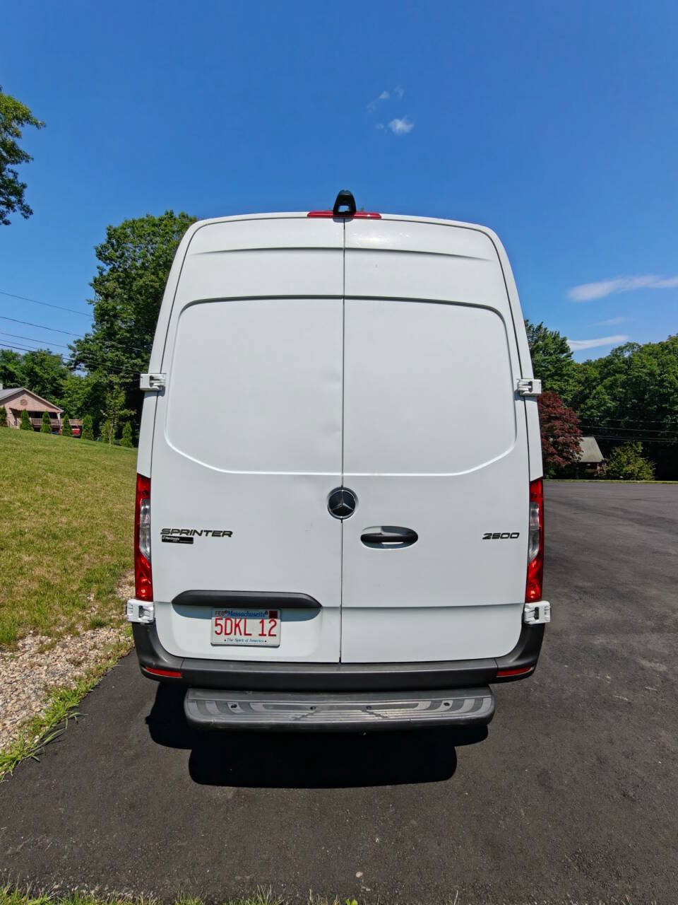 Used 2021 Mercedes-Benz Sprinter 2500 image 4