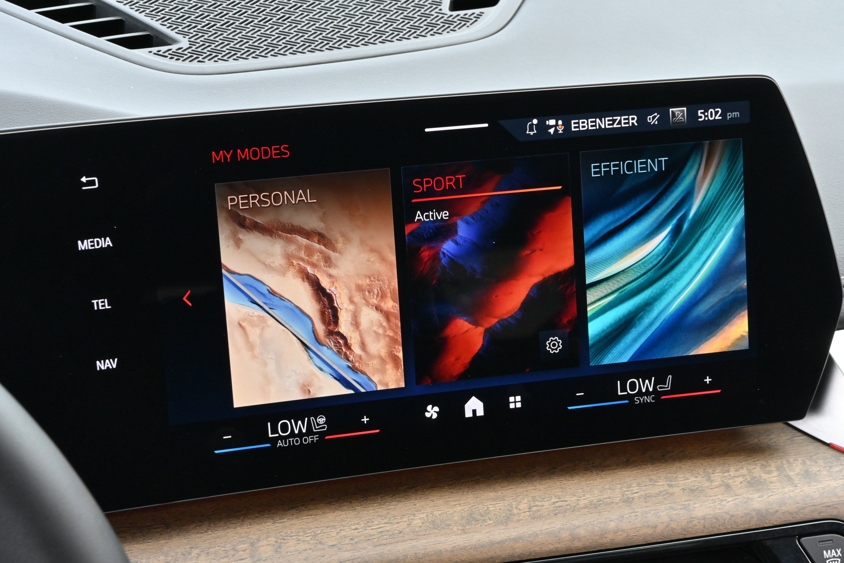 Certified 2025 BMW X1 xDrive28i w/ Technology Package image 31