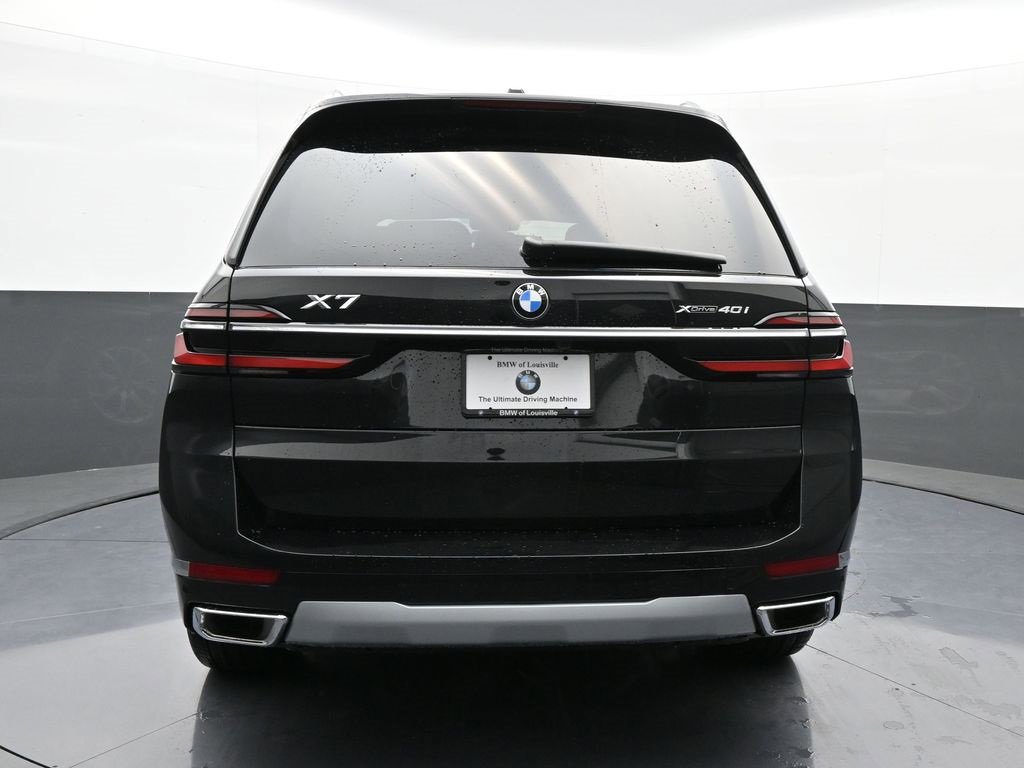 New 2026 BMW X7 xDrive40i w/ Premium Package image 6