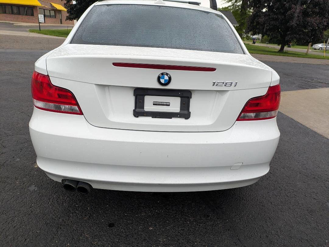 Used 2012 BMW 128i Coupe RWD image 8