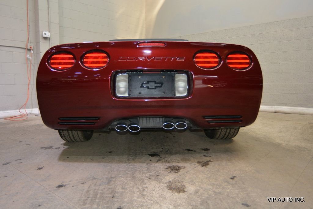Used 2003 Chevrolet Corvette Convertible w/ Preferred Equipment Group1 RWD image 10