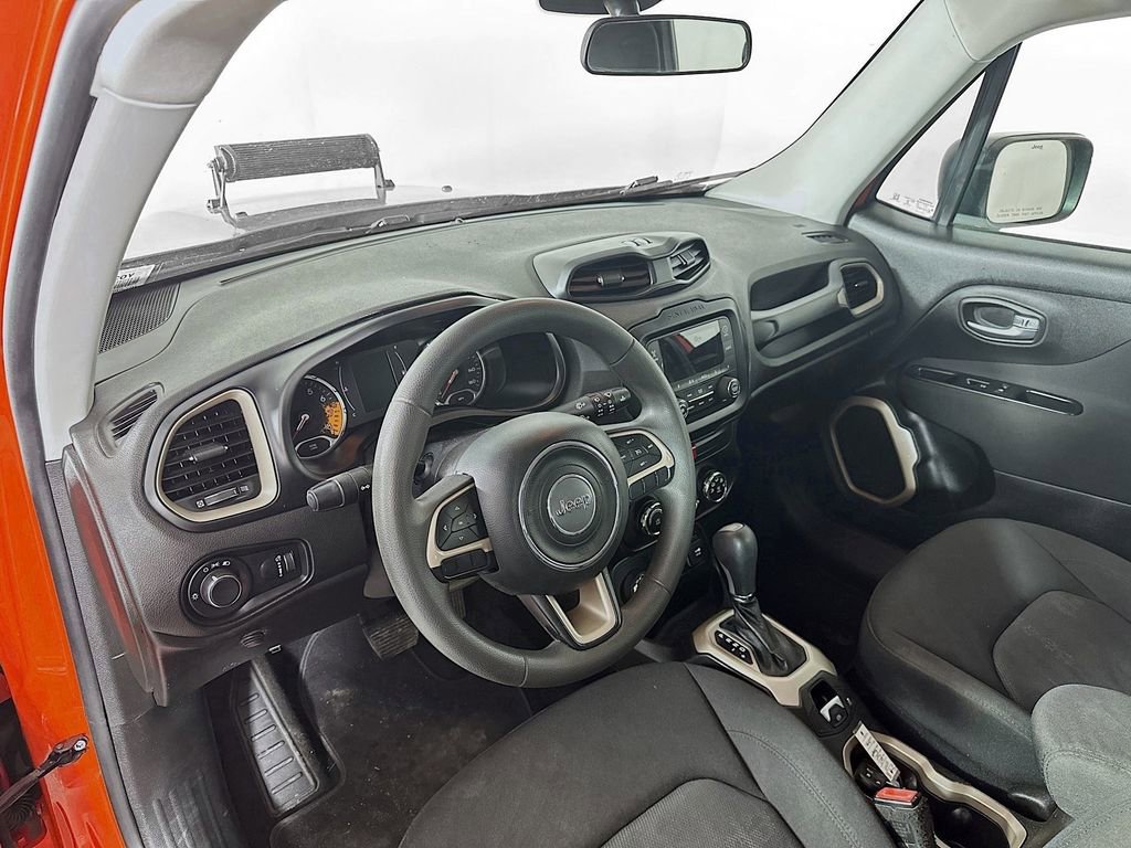 Used 2017 Jeep Renegade Sport w/ Power & Air Group image 28