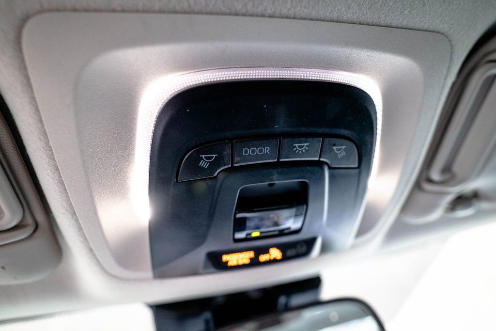 Used 2024 Toyota Corolla LE FWD image 22