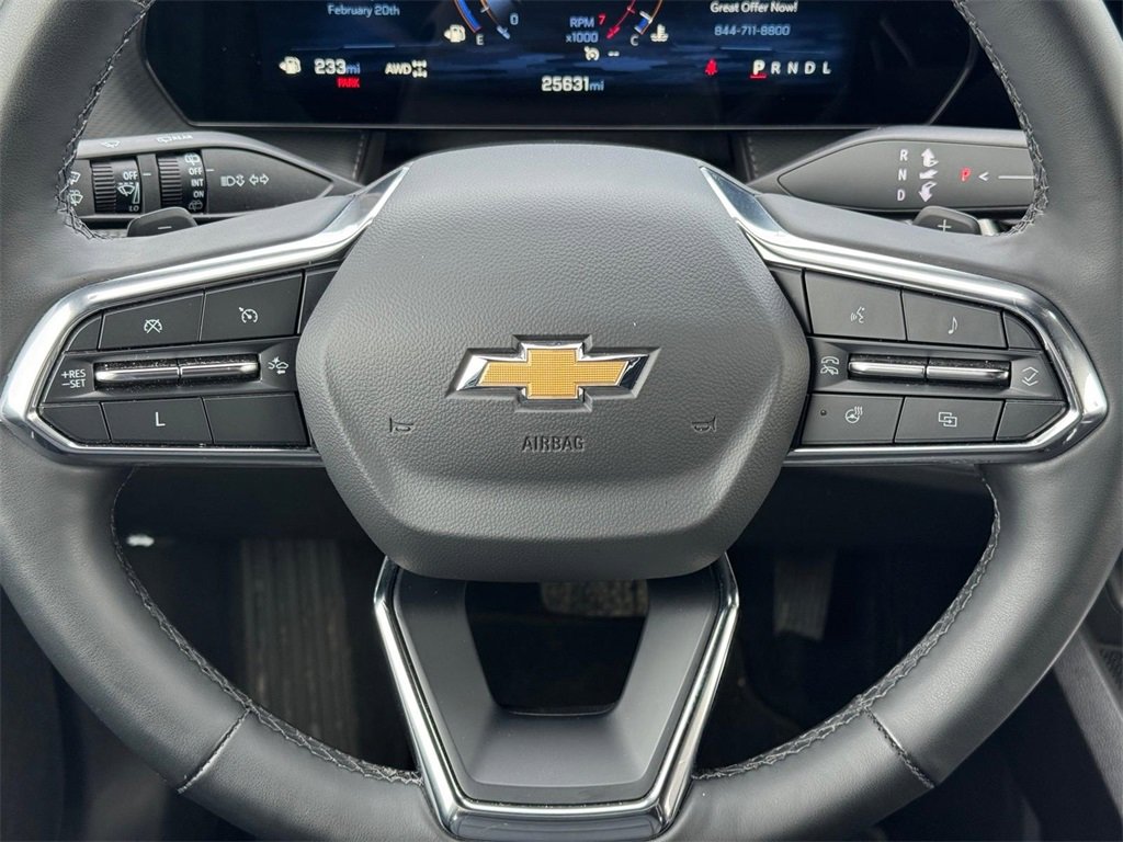 Used 2025 Chevrolet Equinox LT w/ Convenience Package II image 13