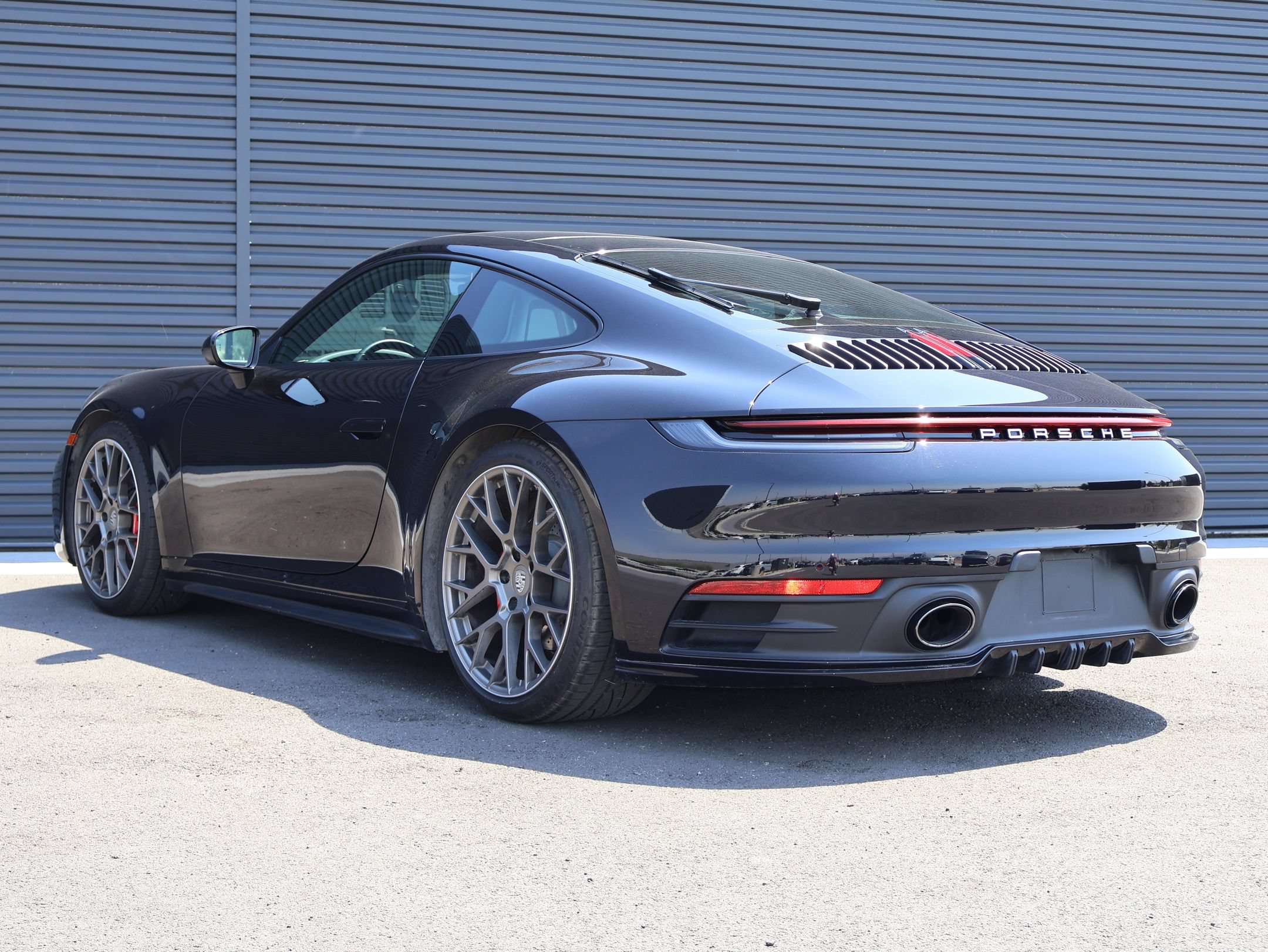 Used 2020 Porsche 911 Carrera 4S AWD/4WD image 3