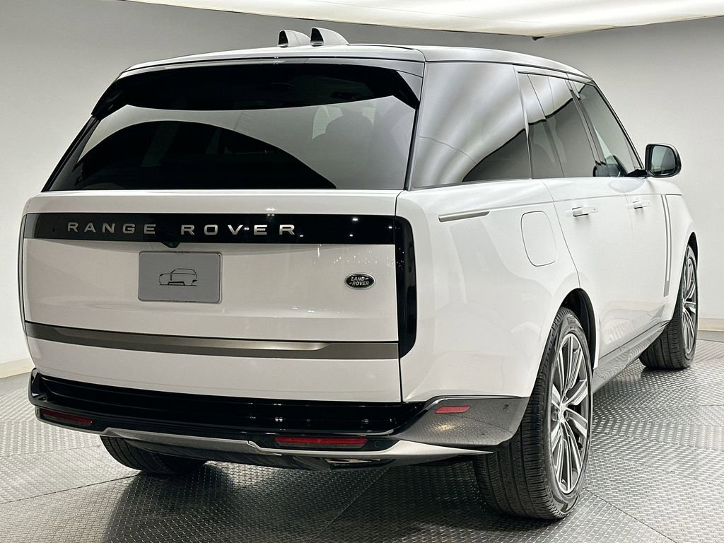 Used 2023 Land Rover Range Rover SE image 13