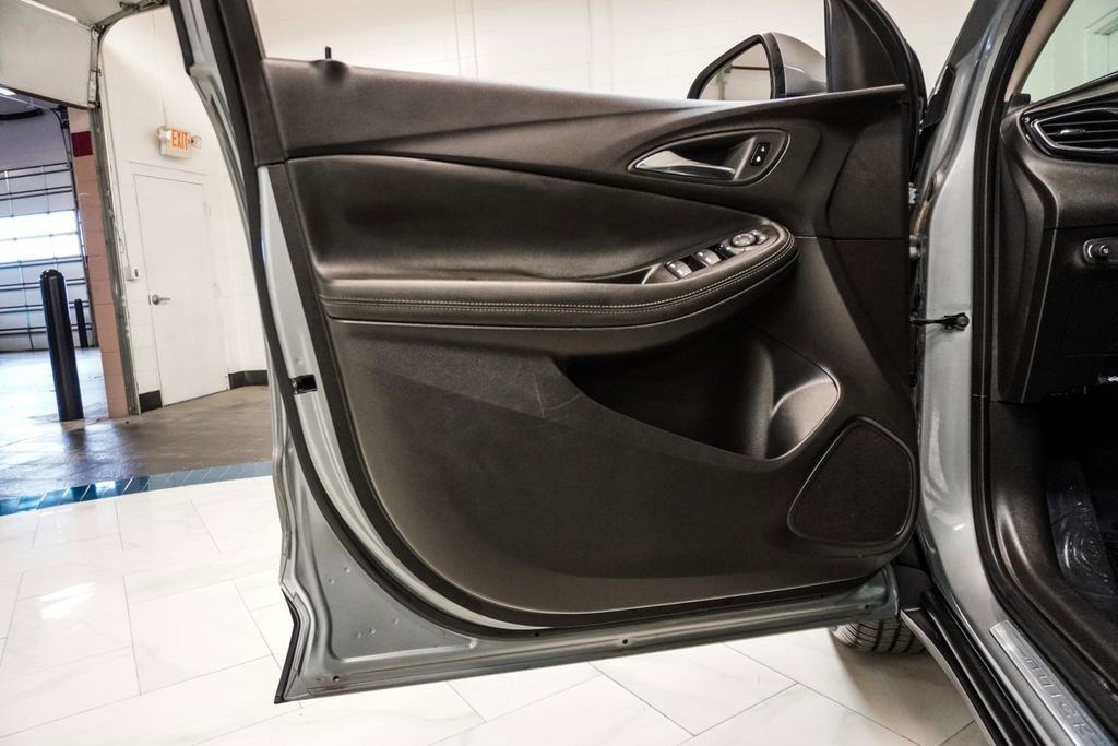 Used 2023 Buick Encore GX Preferred image 17