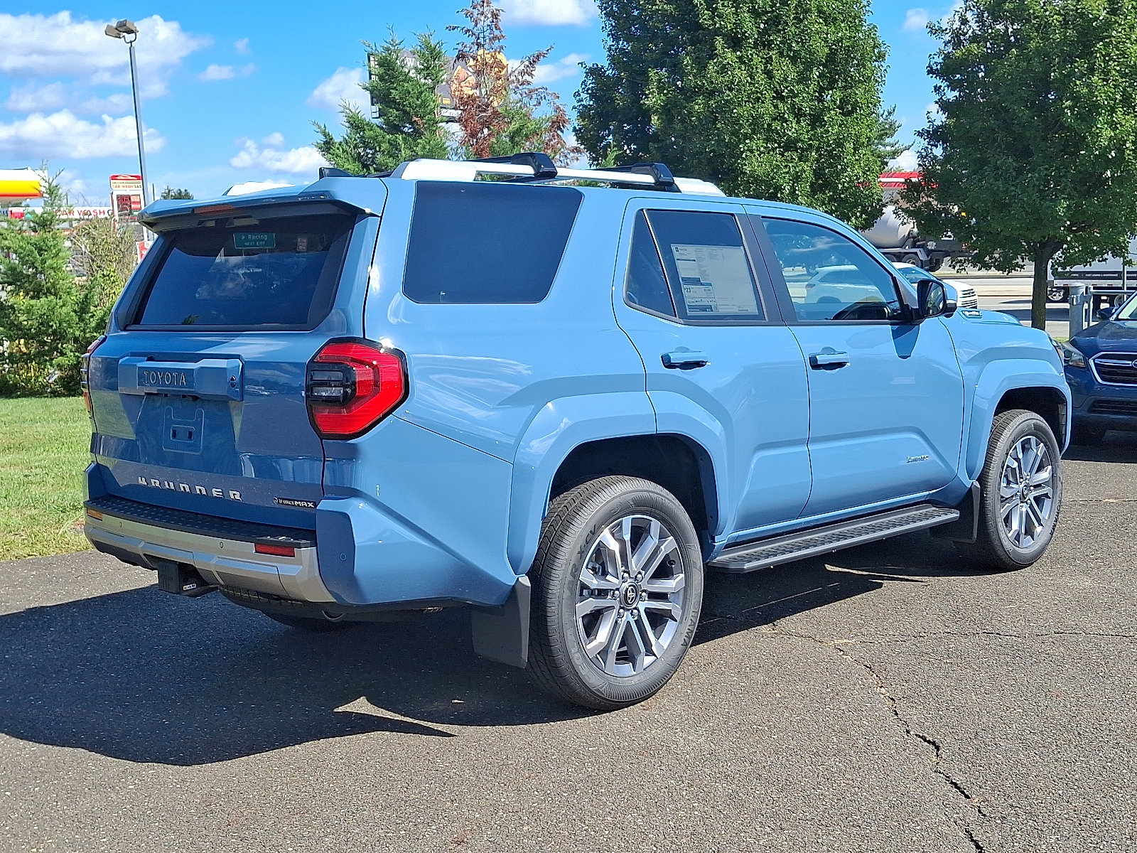 New 2025 Toyota 4Runner Limited image 6