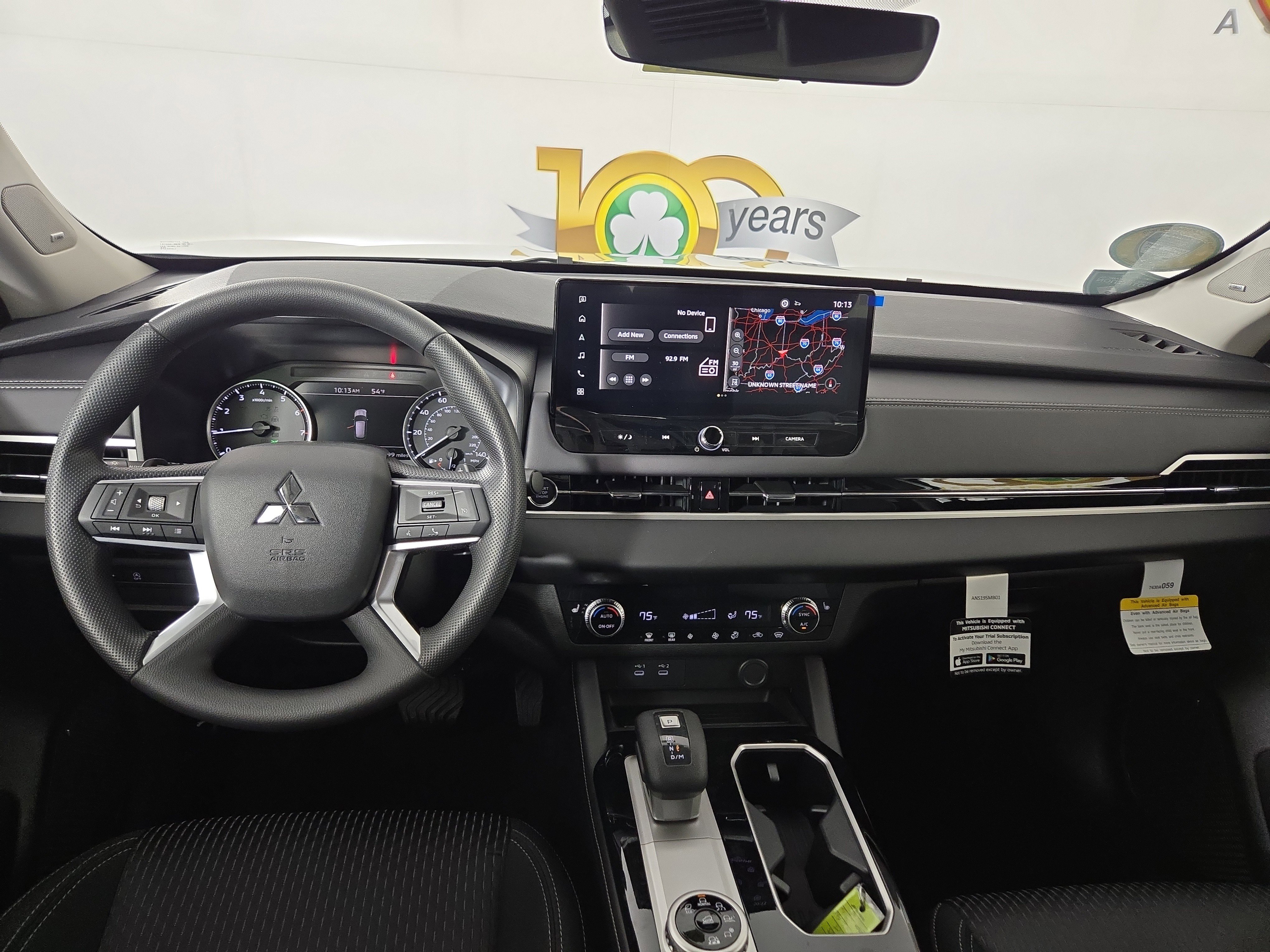 New 2026 Mitsubishi Outlander ES image 13