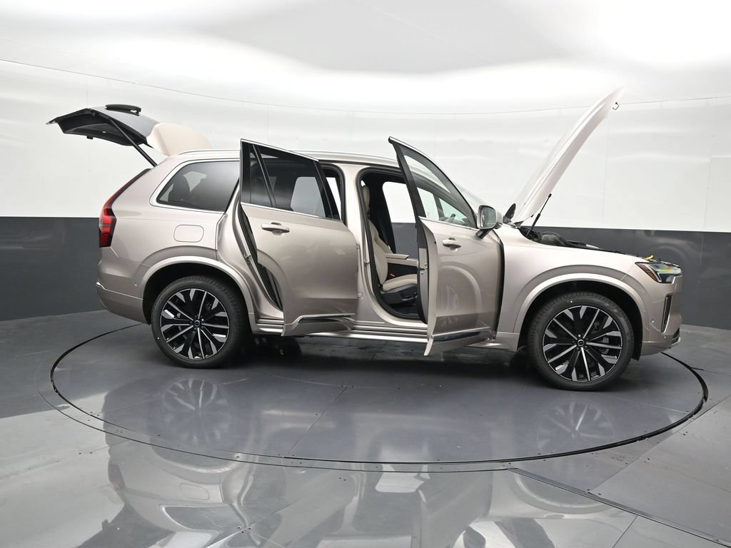 New 2026 Volvo XC90 T8 Plus w/ Protection Package Premier AWD/4WD image 30