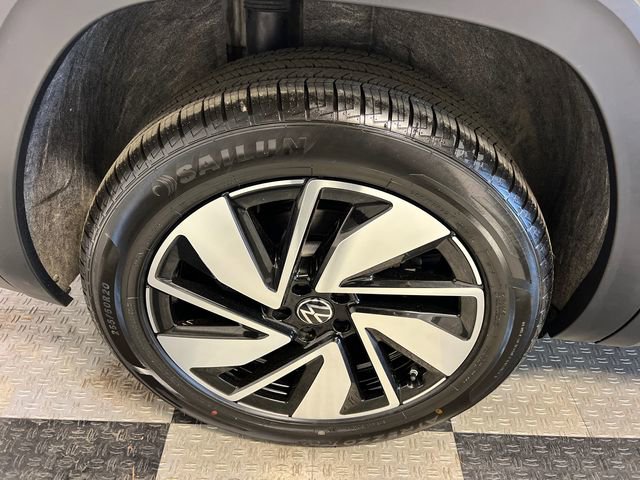 Certified 2025 Volkswagen Atlas SE FWD image 15