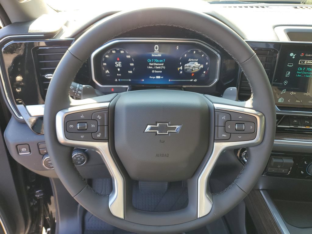 New 2026 Chevrolet Silverado 1500 RST w/ Redline Edition AWD/4WD image 20