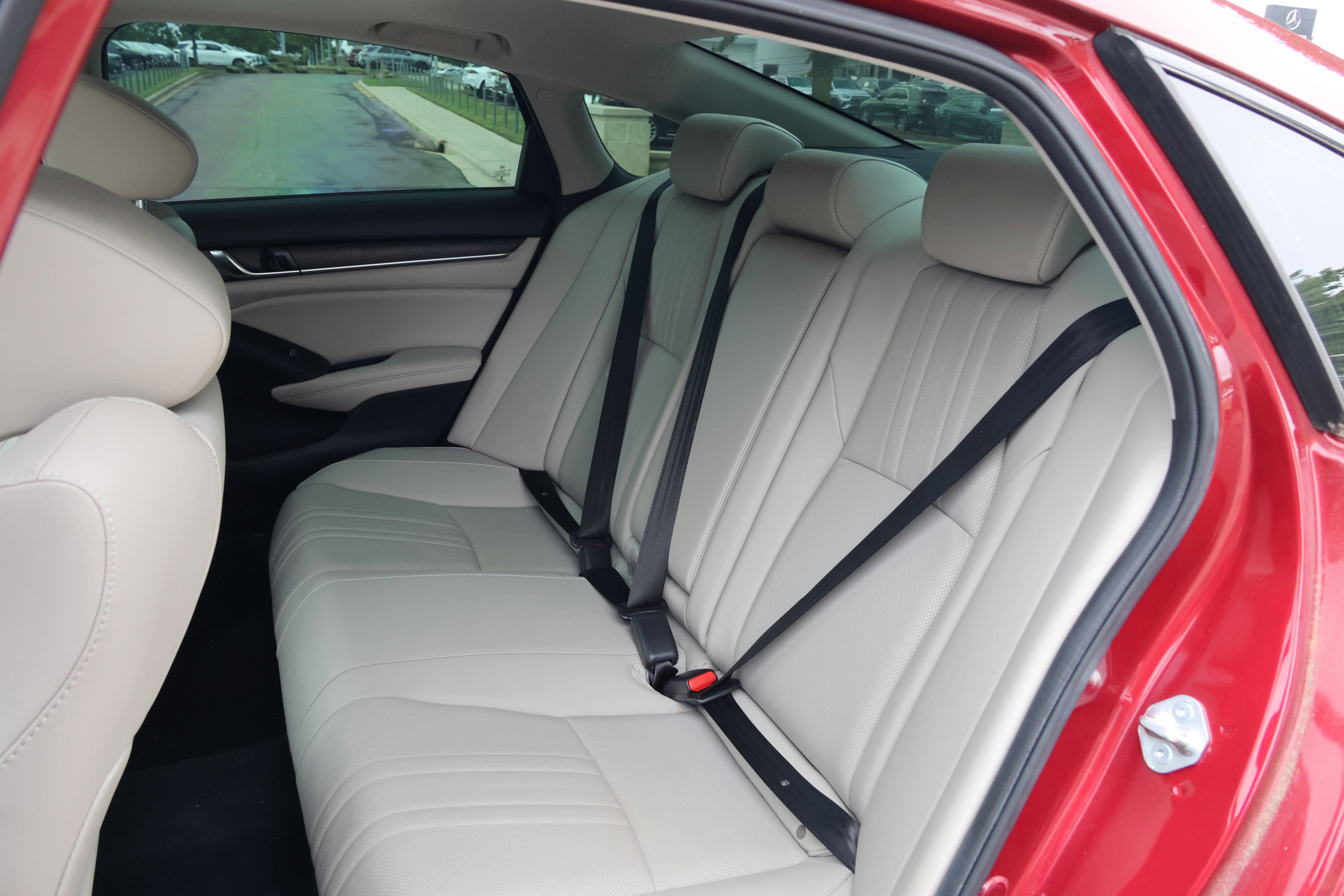 Used 2021 Honda Accord EX-L image 34