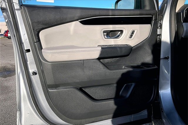 Used 2023 Honda Pilot EX-L image 17