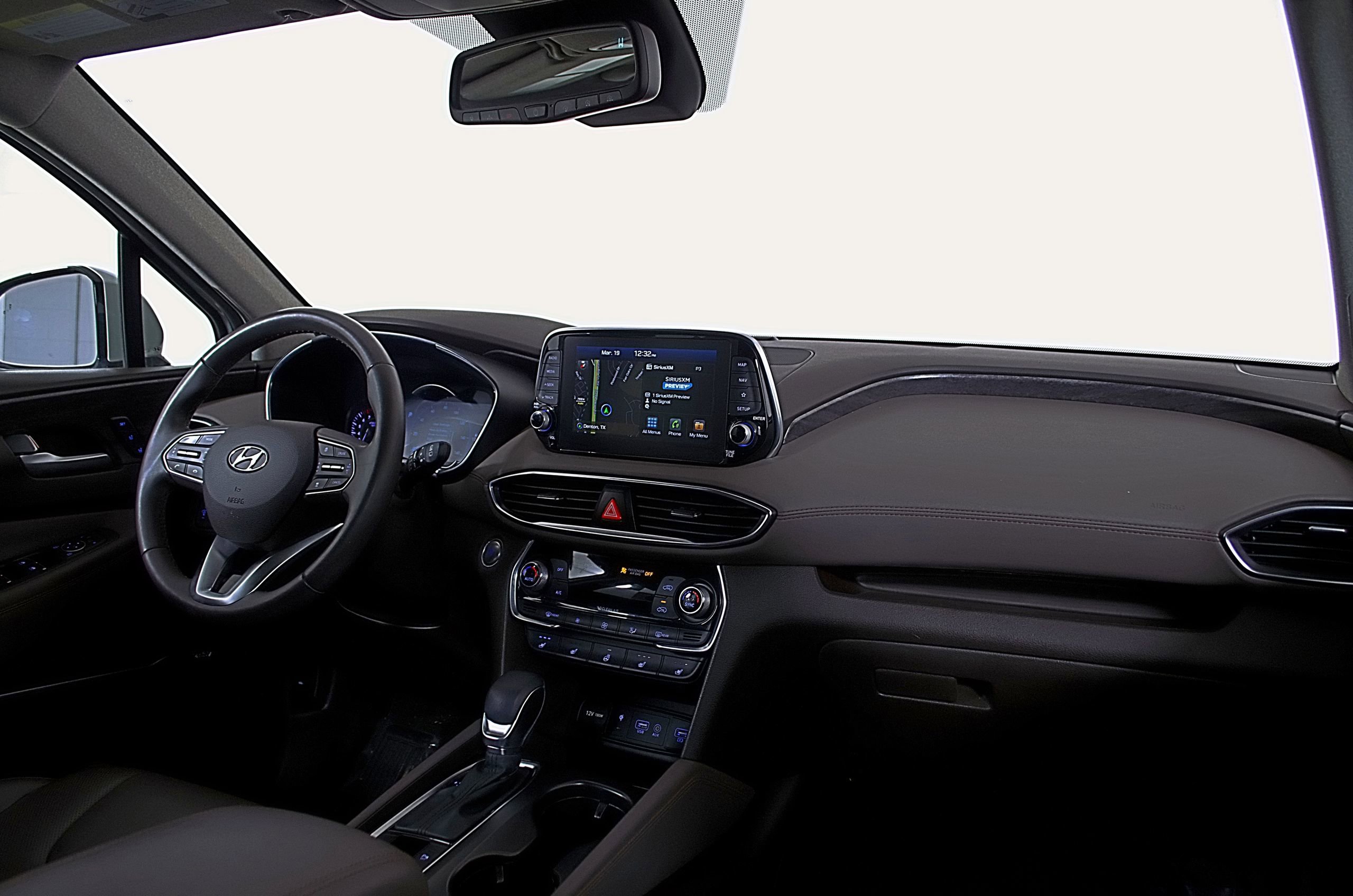 Used 2019 Hyundai Santa Fe FWD image 15