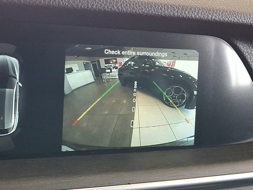 Used 2022 Alfa Romeo Stelvio Ti image 27