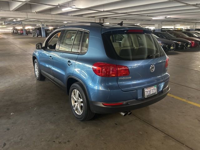 Used 2017 Volkswagen Tiguan S FWD image 3