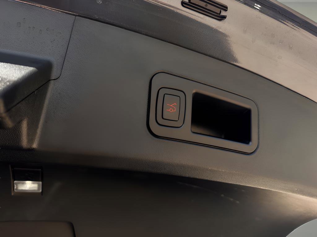 Used 2018 Tesla Model S 100D image 27