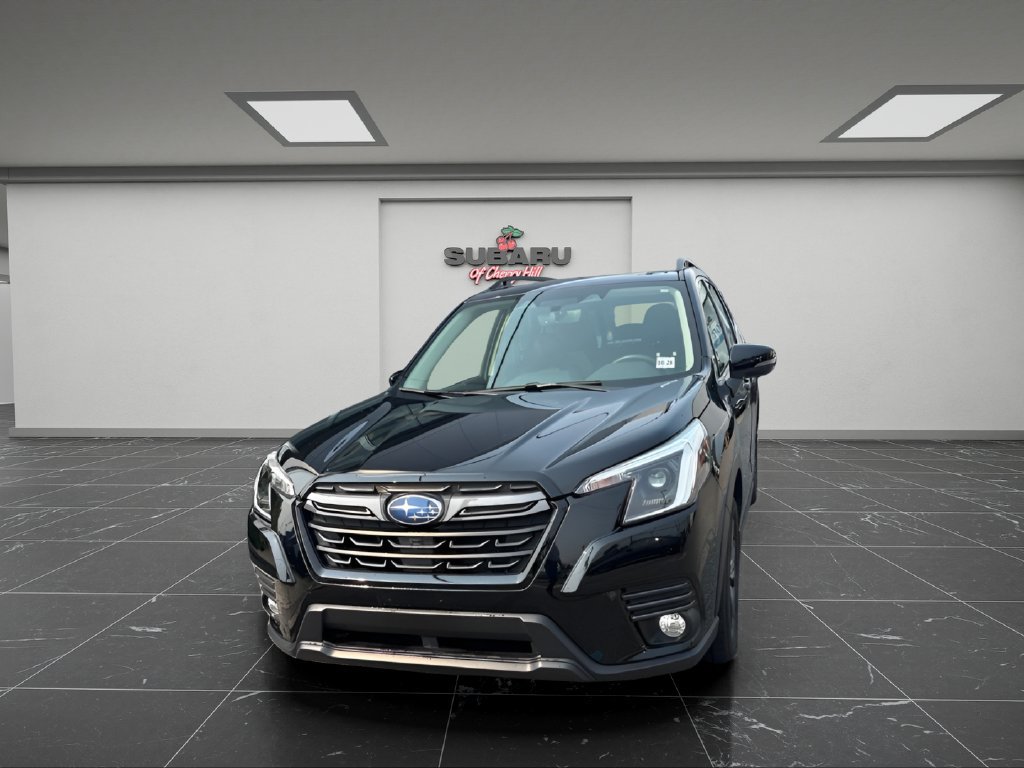 Used 2023 Subaru Forester Limited AWD/4WD image 4