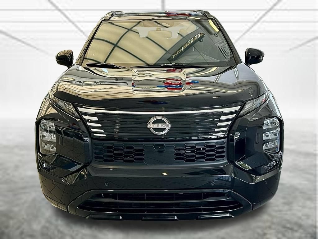 New 2026 Nissan Rogue Platinum AWD/4WD image 2