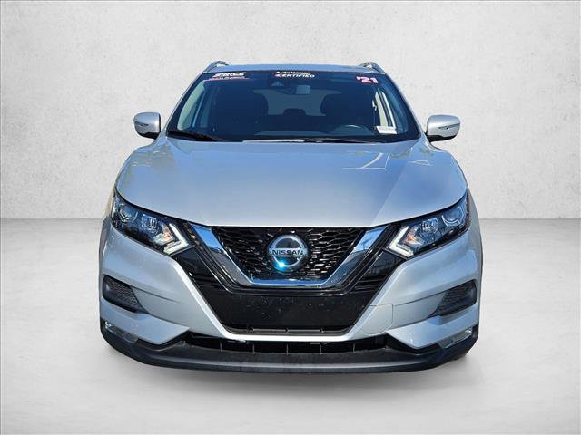 Used 2021 Nissan Rogue Sport SV image 2