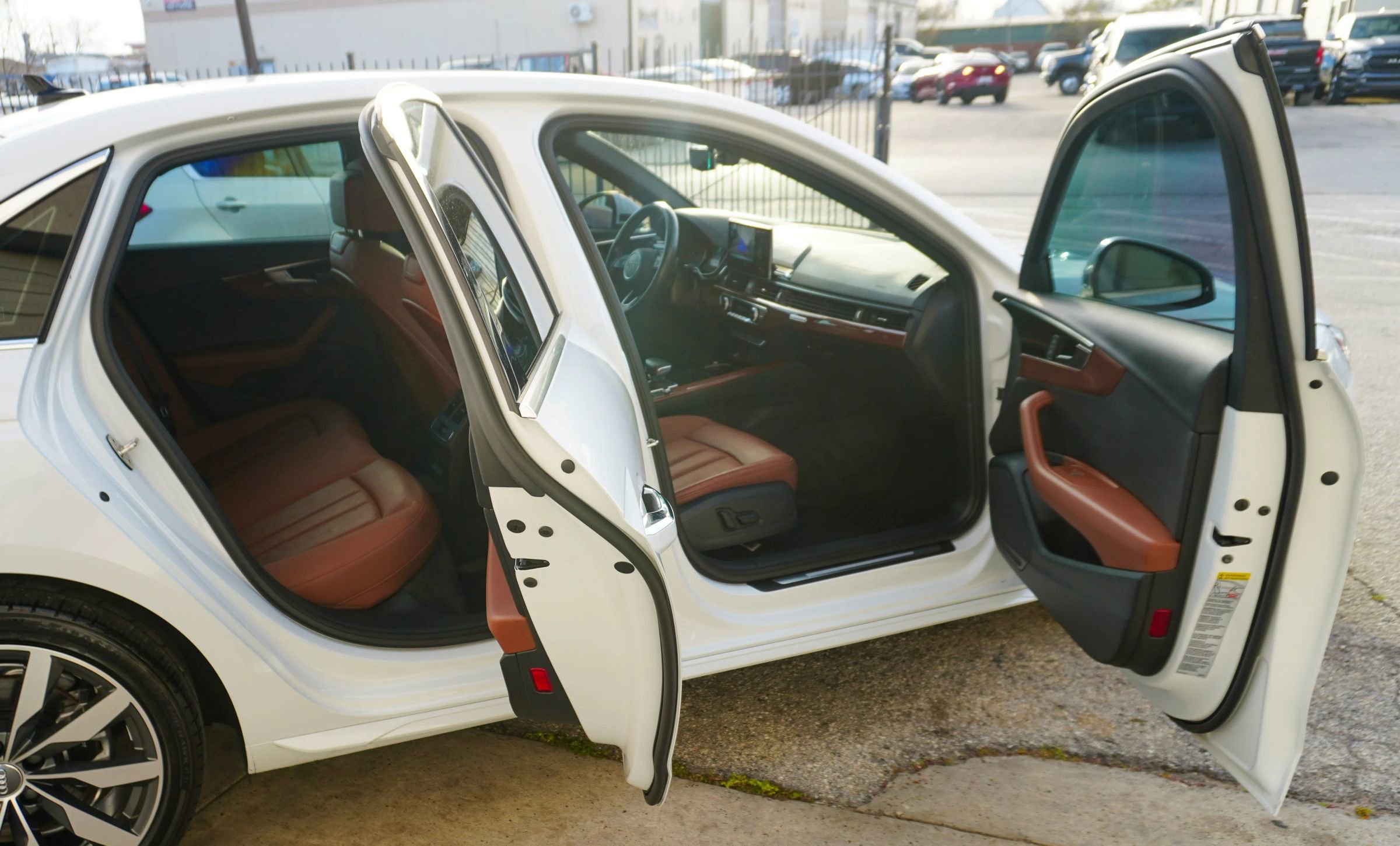 Used 2021 Audi A4 2.0T Premium w/ Convenience Package image 17