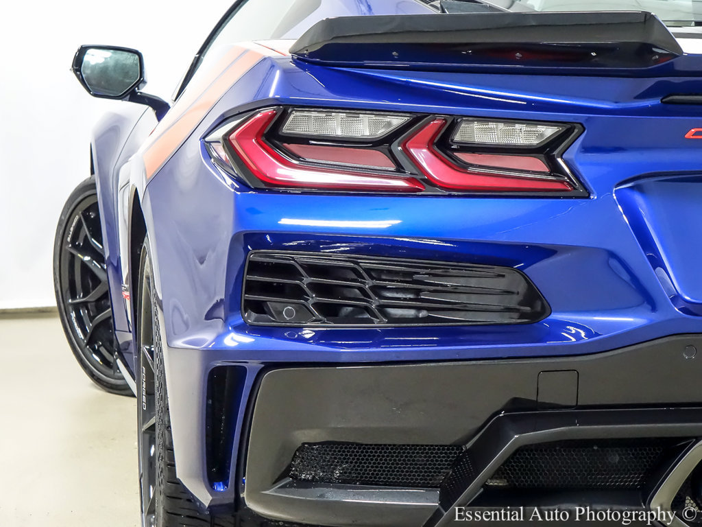 New 2027 Chevrolet Corvette Grand Sport w/ Battery Protection Package RWD image 9