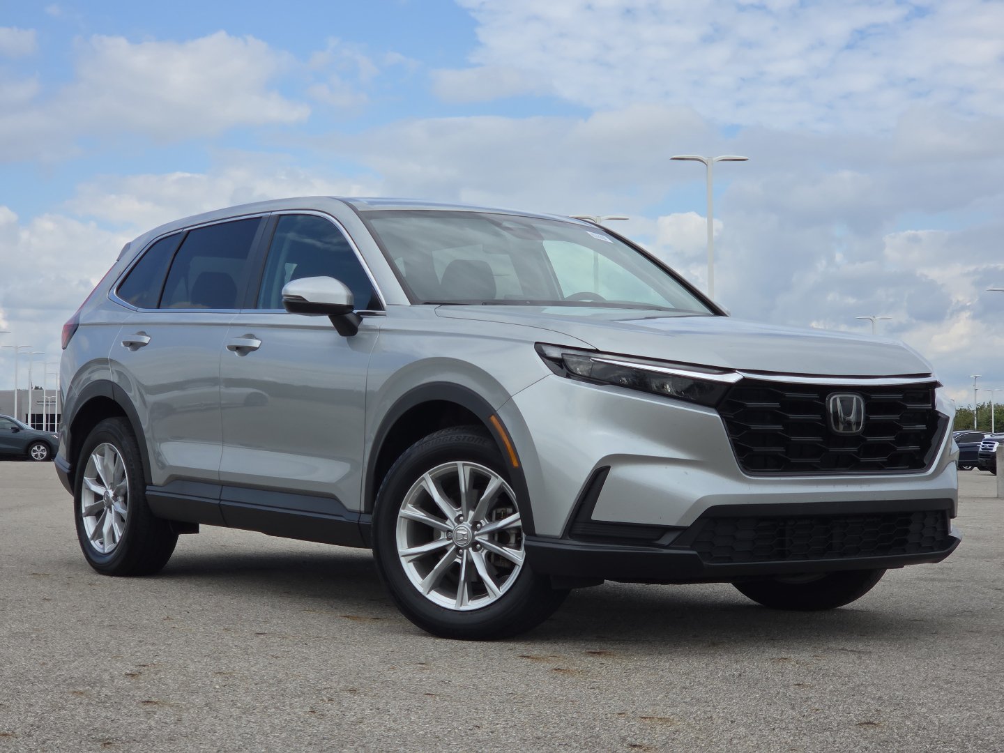 Used 2025 Honda CR-V EX image 2