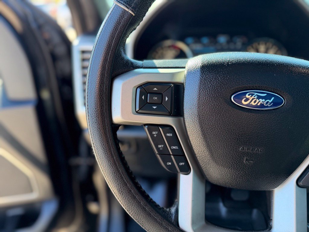 Used 2016 Ford F150 Lariat w/ Equipment Group 502A Luxury AWD/4WD image 26
