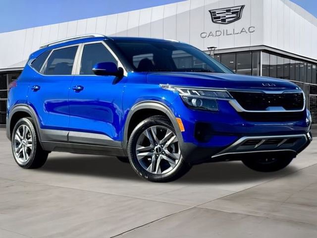 Used 2023 Kia Seltos S w/ Navigation Package image 2