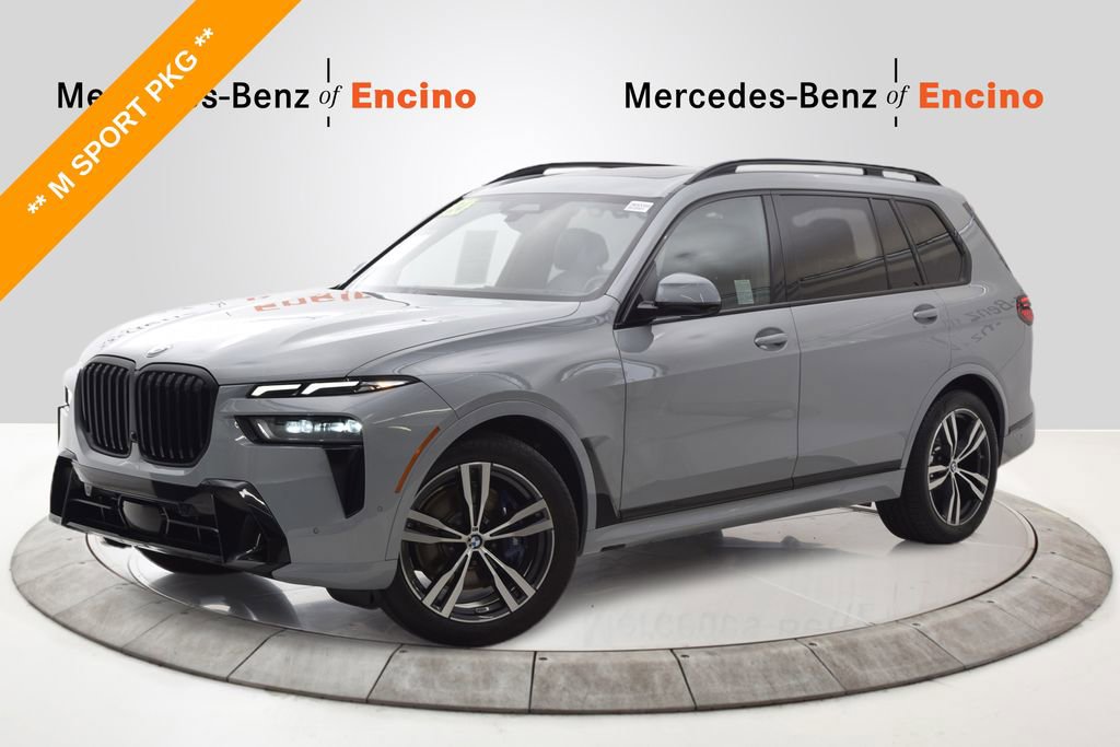 Used 2024 BMW X7 xDrive40i w/ M Sport Package AWD/4WD image 1