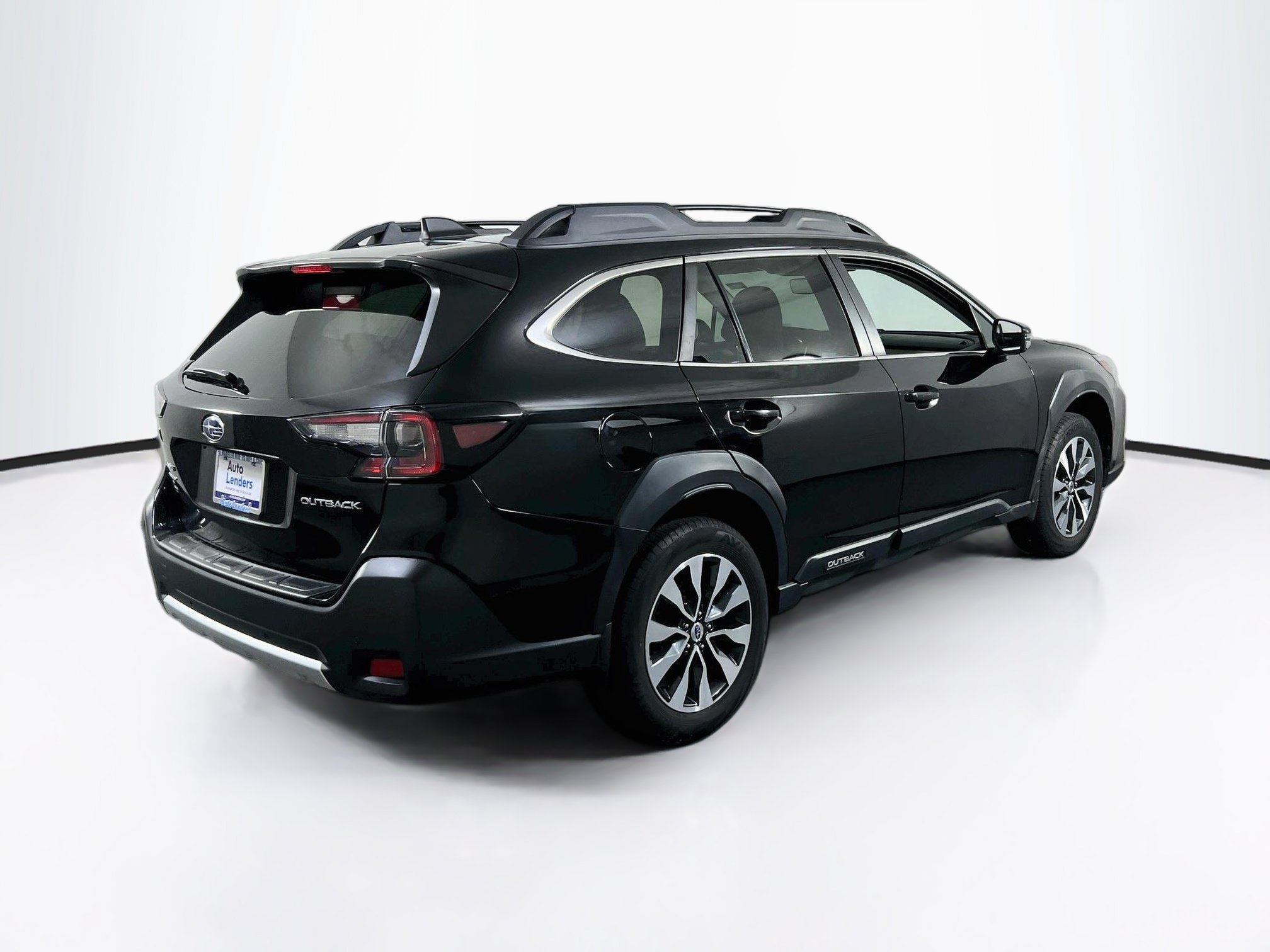 Used 2023 Subaru Outback Limited AWD/4WD image 5