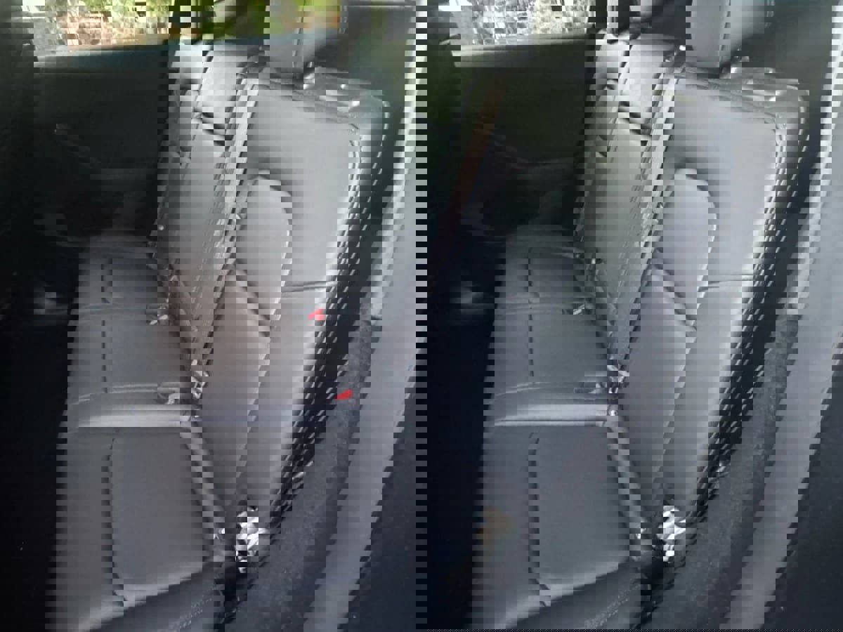 Used 2025 Tesla Model Y Long Range image 12