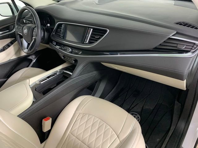 Used 2022 Buick Enclave Avenir w/ Avenir Technology Package image 10