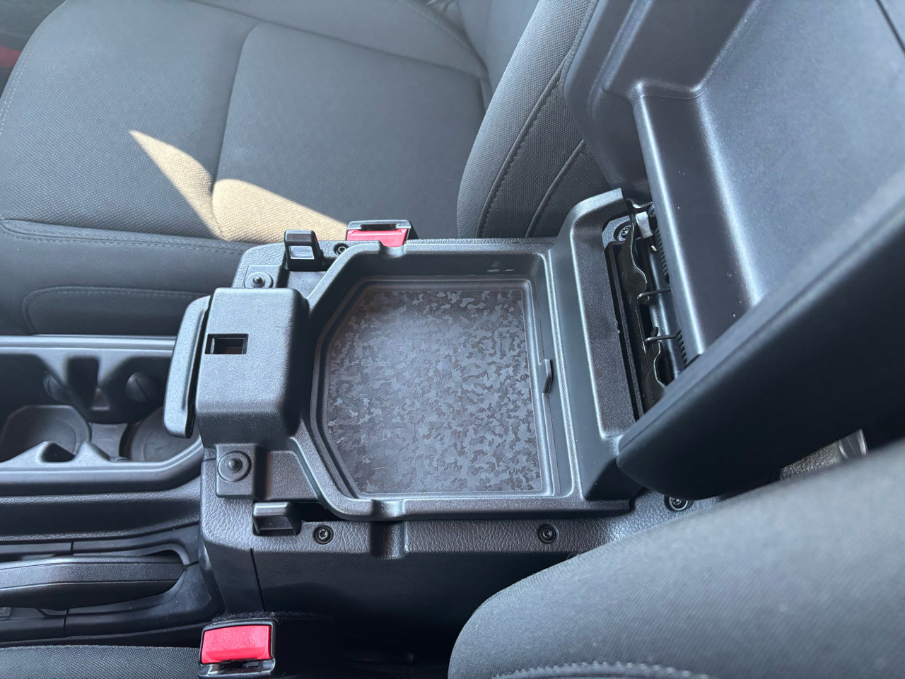 Used 2022 Jeep Wrangler Unlimited Sport image 28