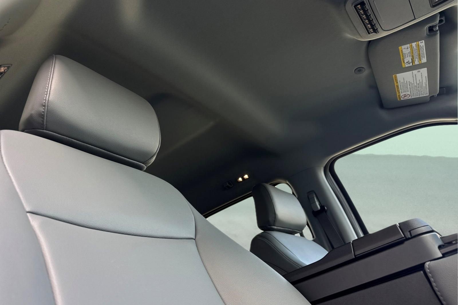 New 2026 Ford F350 XL w/ XL Chrome Package image 18