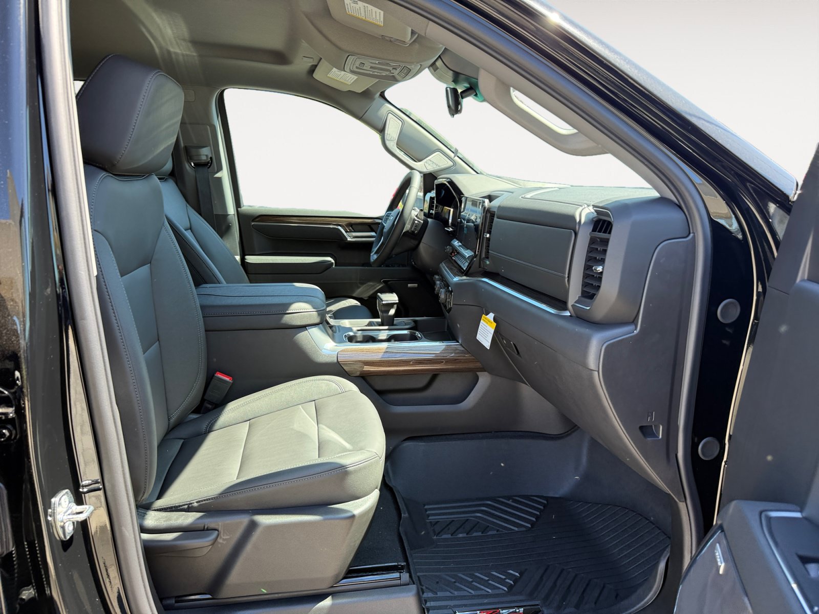 New 2026 Chevrolet Silverado 1500 RST w/ RST All Star Premium Package AWD/4WD image 19