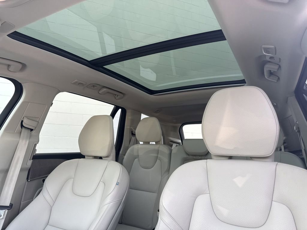 Used 2024 Volvo XC90 T8 Core w/ Climate Package AWD/4WD image 35