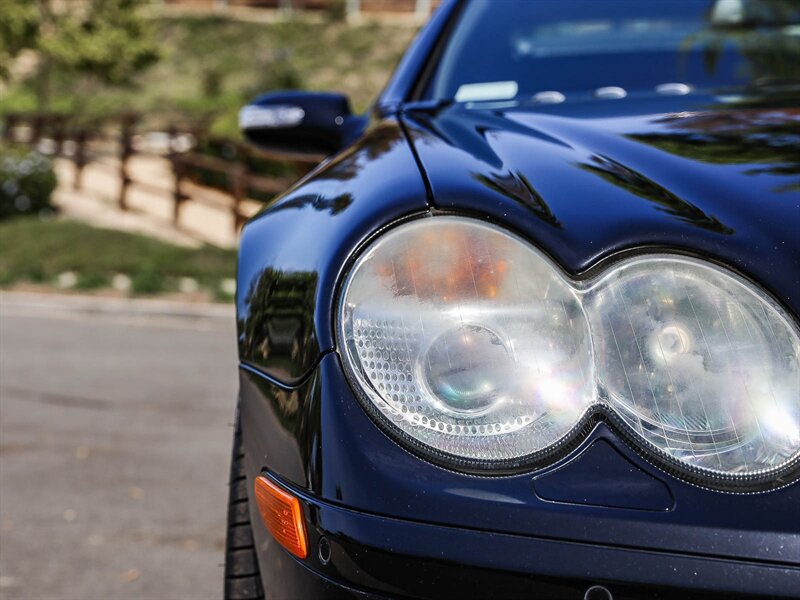 Used 2008 Mercedes-Benz SL 550 w/ AMG Sport Pkg image 11