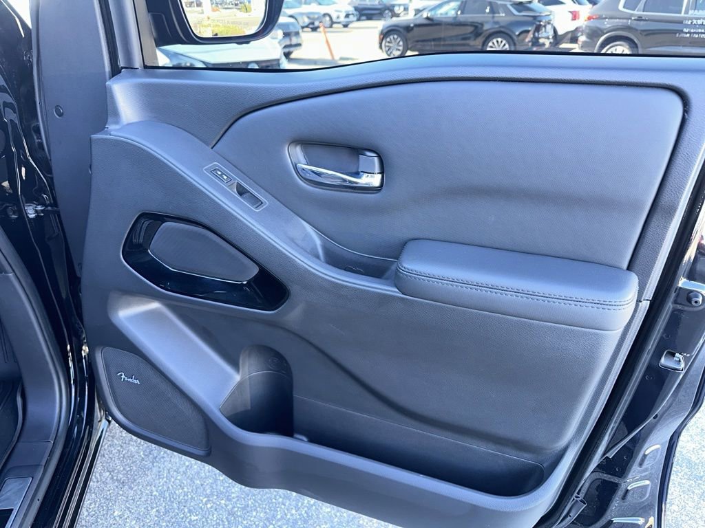 Used 2022 Nissan Frontier PRO-4X w/ Pro-4X Premium Package image 26