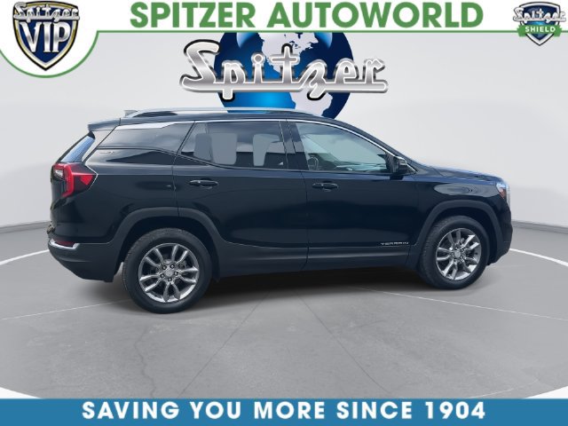 Used 2022 GMC Terrain SLT w/ Tech Package AWD/4WD image 16