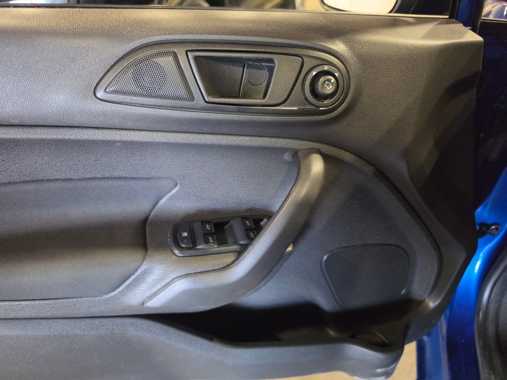 Used 2019 Ford Fiesta SE FWD image 5