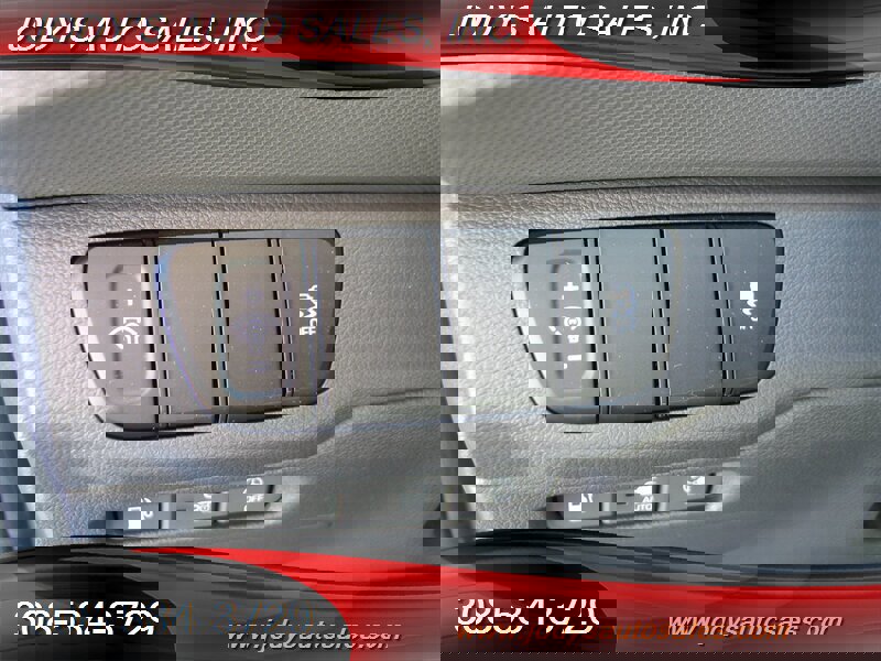 Used 2019 Hyundai Ioniq Plug-In Hybrid image 8